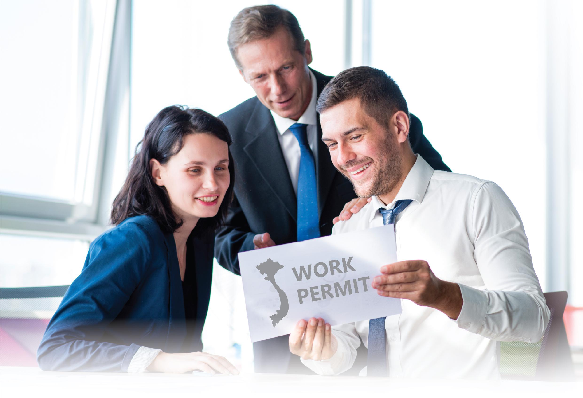 Nộp Đơn Xin Giấy Phép Lao Động Tại Việt Nam Cho Người Canada - Hướng Dẫn Chi Tiết Từng Bước